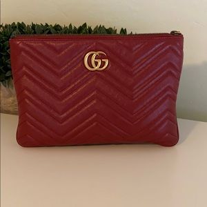 Gucci Metalasse leather pouch